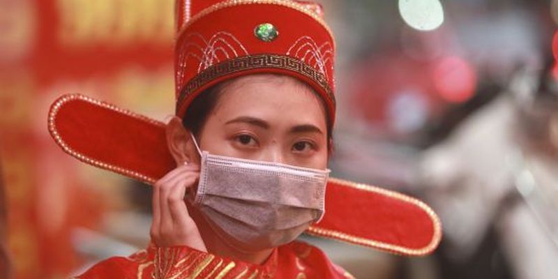 У Китаї повідомили про нові випадки коронавірусу: ще двоє людей заразилися всередині країни