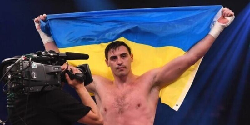 Украинский боксер брутально нокаутировал соперника и стал чемпионом Европы