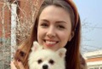 Дипломаты объяснили, почему украинка с собакой осталась в Китае