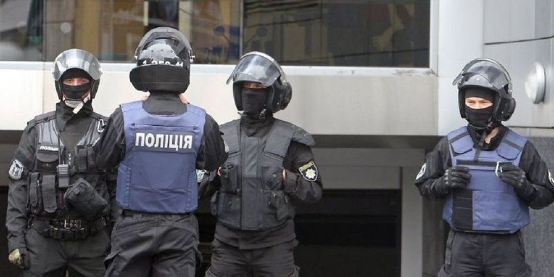 Всех полицейских, оставшихся под оккупацией, признают предателями, — Геращенко