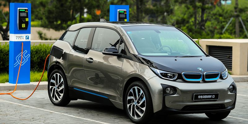 До 2025 року кожен четвертий автомобіль BMW Group на ринку Китаю буде батарейним
