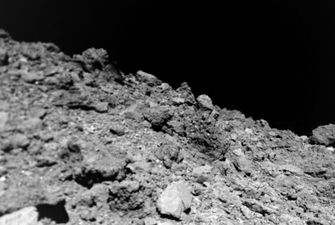 Астрономы заметили странность на фото астероида Рюгу