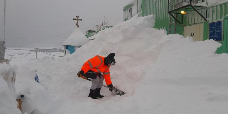 "Настоящая зима": украинскую станцию "Вернадский" в Антарктиде завалило снегом