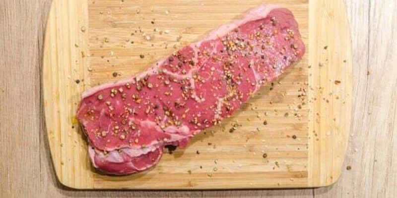 Радять обмежити кількість: експерти пояснили, чому червоне м’ясо викликає рак