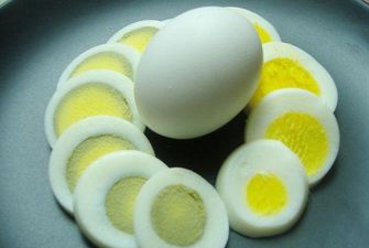 Названо небезпечний для здоров'я спосіб приготування яєць