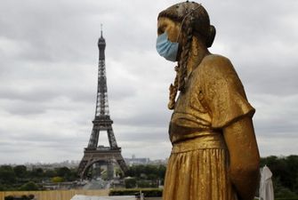 Франция ужесточает требования для въезда путешественников