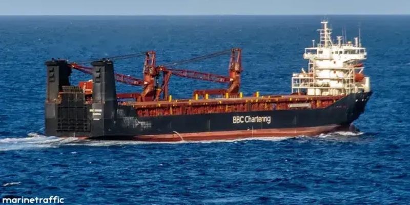 Китай ремонтирует российское судно, занимающееся поставкой боеприпасов из Северной Кореи
