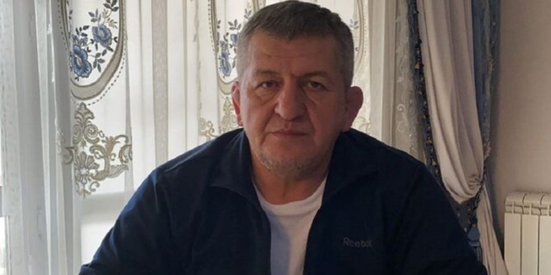Первый номер UFC Нурмагомедов потерял отца: в каком селе похоронят тренера, который был чемпионом Украины