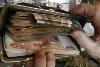 У Росії можуть заборонити випуск сувенірних грошей