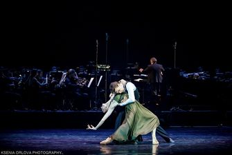 Александр Стоянов и Екатерина Кухар открыли первый международный фестиваль Ballet Open Space