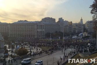 Активісти на Майдані вимагали відставки Богдана