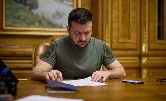 Президент ввел в действие санкции СНБО против Януковича, Курченко и Дерипаски