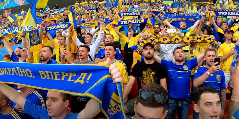 На российском телевидении из двух матчей Евро-2020 вырезали гимн Украины  