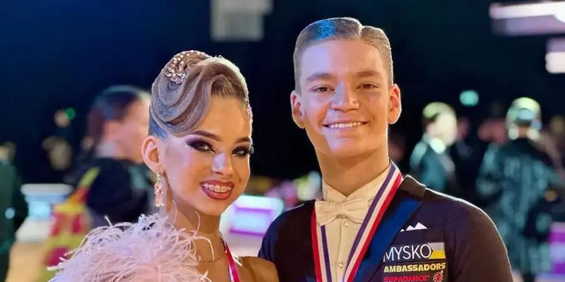 Украинская пара подростков-танцоров одержала победу на чемпионате мира в Нидерландах