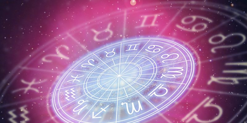 Любовь, семья, карьера — чего ждать: точный гороскоп на ноябрь для вашего знака Зодиака