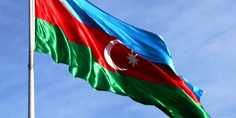 Азербайджан направил еще 29 тонн гумпомощи для украинцев