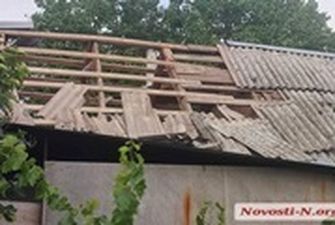 При обстреле Николаева ранены три человека, повреждены дома