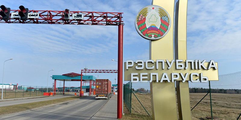 Російські та білоруські війська вже на кордоні: Наєв оголосив про бойову готовність української армії