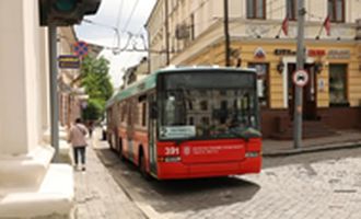 В Черновцах запускают безлимитный дневной проезд на весь транспорт