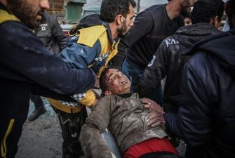 Десятки убитых и раненых: появились "адские" кадры последствий авиаудара в Сирии