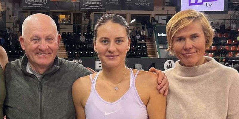 Теннисная карьера Марты Костюк: спортсменка рассказала о поддержке родителей