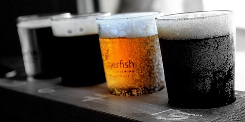 Вчені розповіли про вплив ємностей на свіжість пива