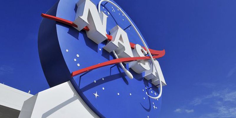 Два астронавта NASA выйдут в открытый космос, чтобы заменить неисправную антенную систему