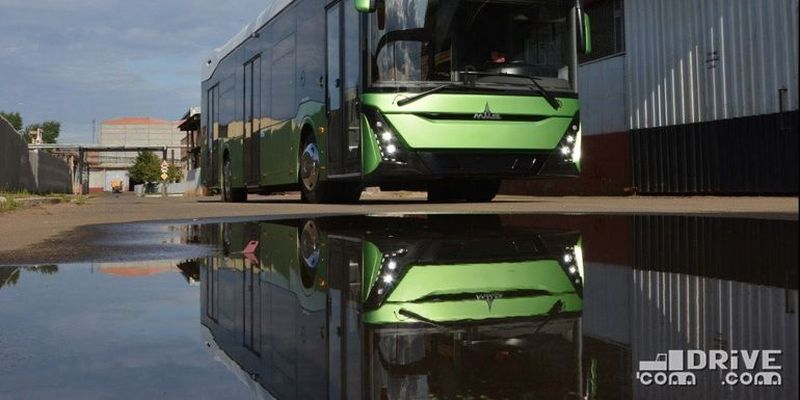 МАЗ-303266 – все новации автобуса третьего поколения