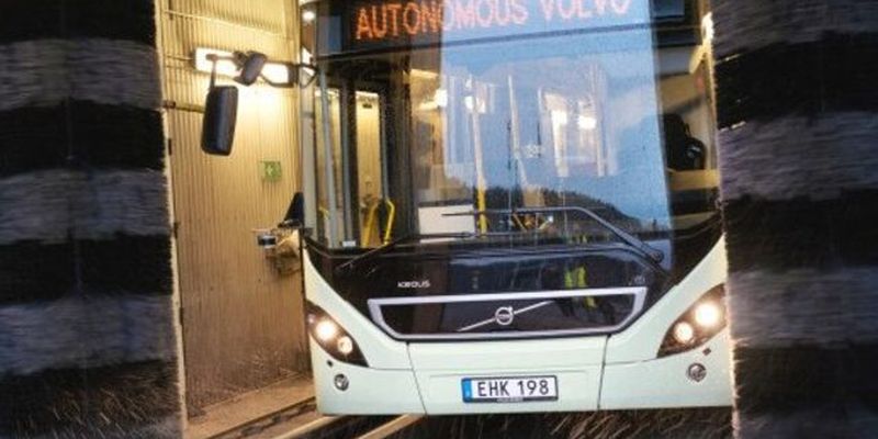 Водитель не нужен: Volvo показала автономный электрический автобус