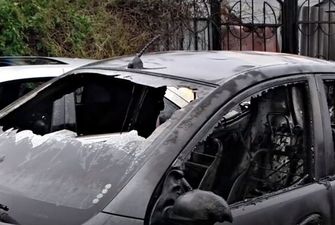 Вызвался "помочь": в Одессе неадекват поджог авто за вознаграждение