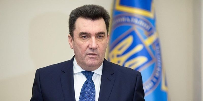 Данилов связал членство в НАТО с деолигархизацией