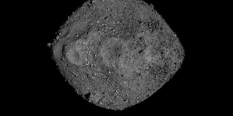 К Земле на большой скорости мчит астероид: до максимального сближения осталось несколько недель