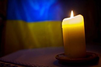 У Житомирській області сотні людей попрощалися із загиблим на Донбасі бійцем