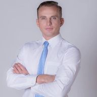 Олег Петровец