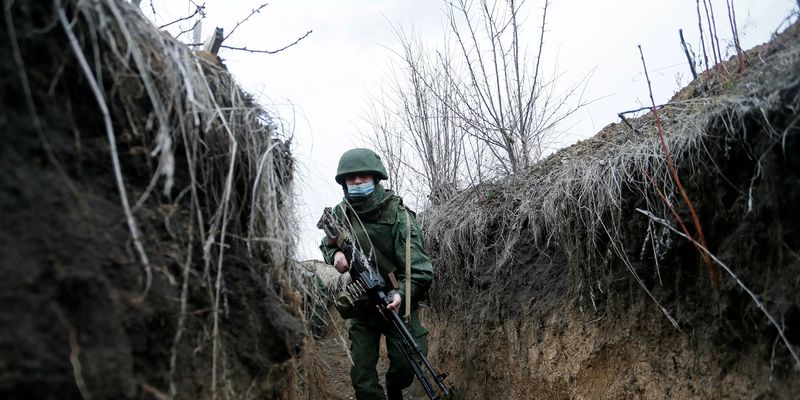 На Донбассе активизировались боевики: где были обстрелы