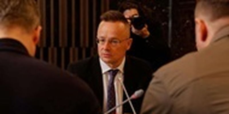 В МИД Венгрии назвали условие для встречи Зеленского и Орбана