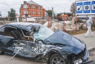 Жуткое ДТП в Киеве: BMW на скорости врезался в маршрутку