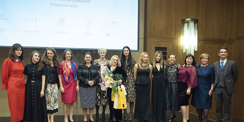 Посол Франції Ізабель Дюмон та телеведуча Маша Єфросініна вручили премію «Створено жінками»
