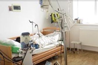 Киев требует разрешить использовать все больницы под COVID