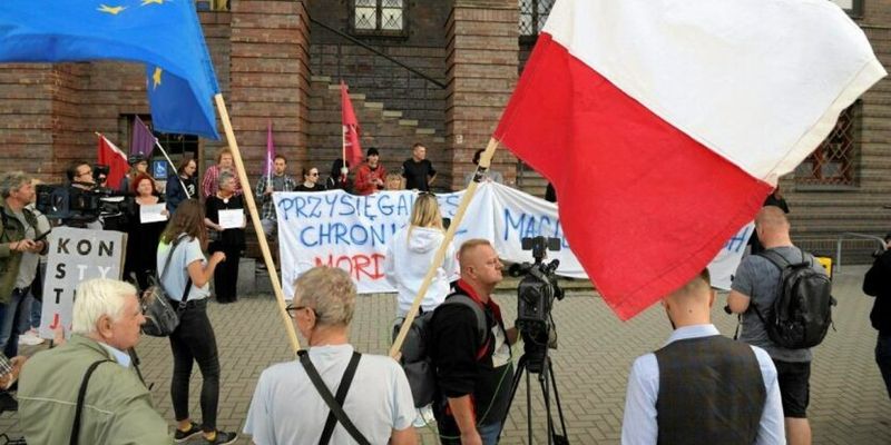 В Польше прошла акция протеста из-за гибели украинца после задержания полицией