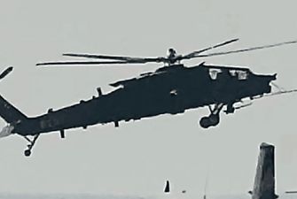 "Скопировали" Apache: появились первые фото нового китайского тяжелого ударного вертолета