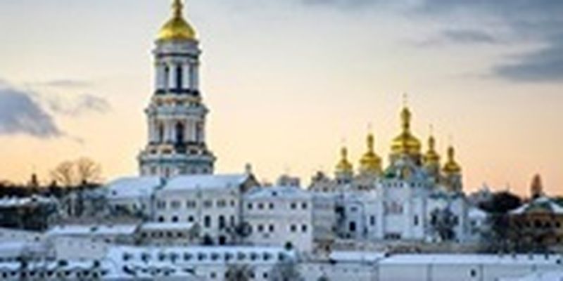 Московский патриархат уходит из двух главных храмов Лавры - Минкульт