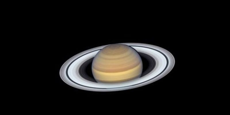 Hubble зробив оригінальний знімок Сатурна