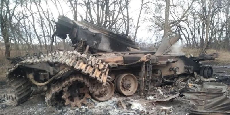 За сутки российская армия в Украине потеряла более 900 человек
