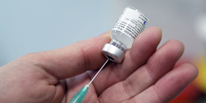От COVID-19 вакцинировались уже более 10 миллионов американцев