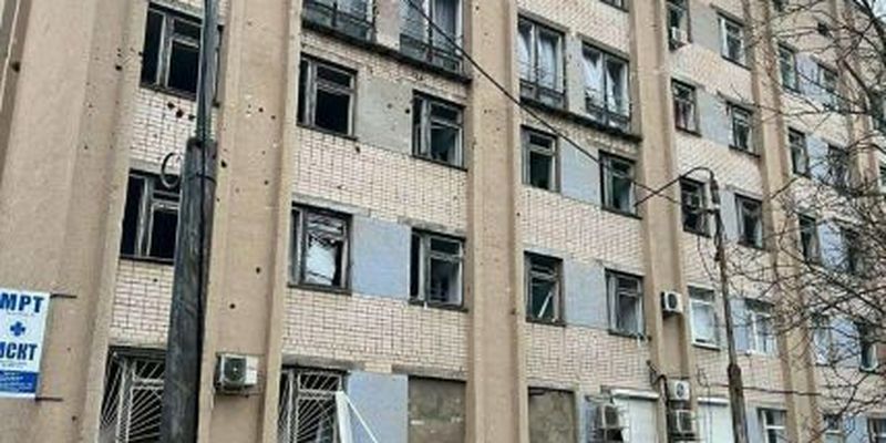 За 11 месяцев войны российские военные разрушили 171 медучреждение в Украине: детали