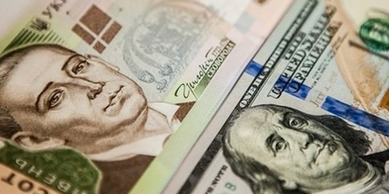 Доллар дорожает: что происходит на рынке валют после выходных