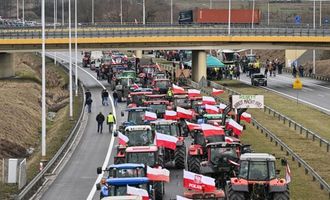 Польские фермеры планируют не блокировать движение через ПП Краковец до 13 марта — ГПСУ