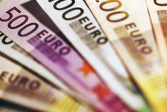 Курс евро в банках растет