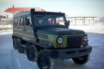 У Сибірі "ЛуАЗ" переробили на восьмиколісний всюдихід